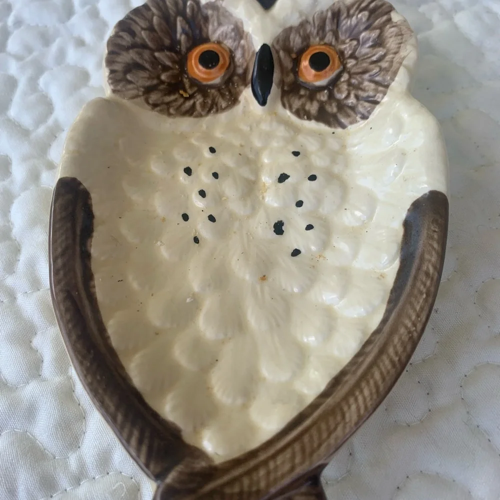 Ceramic Owl Tableware Set spoon, rest, toothpick holder, cream& sugar with lid. - Picture 8 of 10